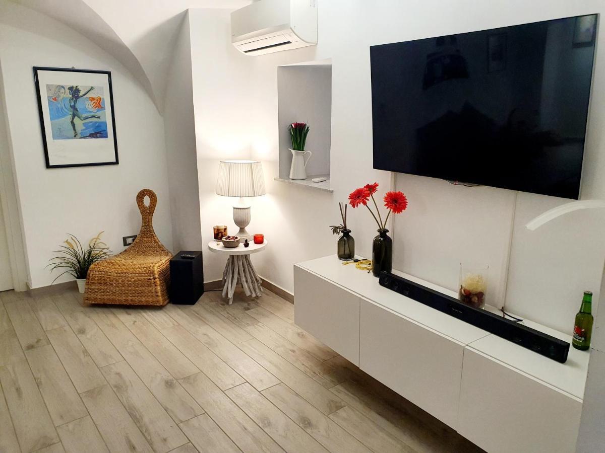 Vhome Exclusive Living Room Catania Exterior photo